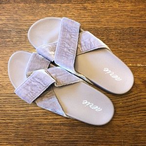 Light Purple Sandals with Velvet Straps